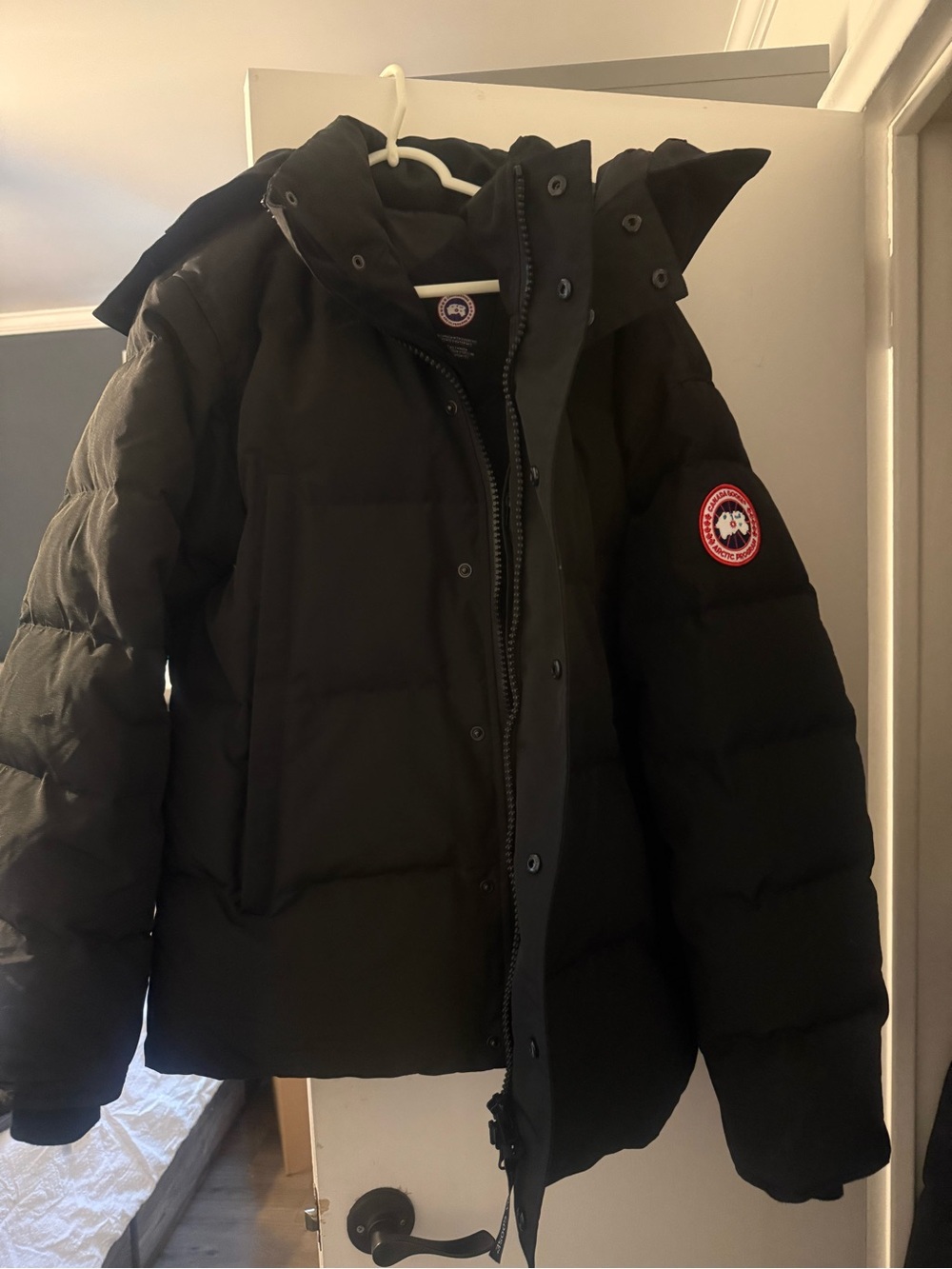 Canada Goose Black Men's Down Puffer Jacket with Logo Patch
